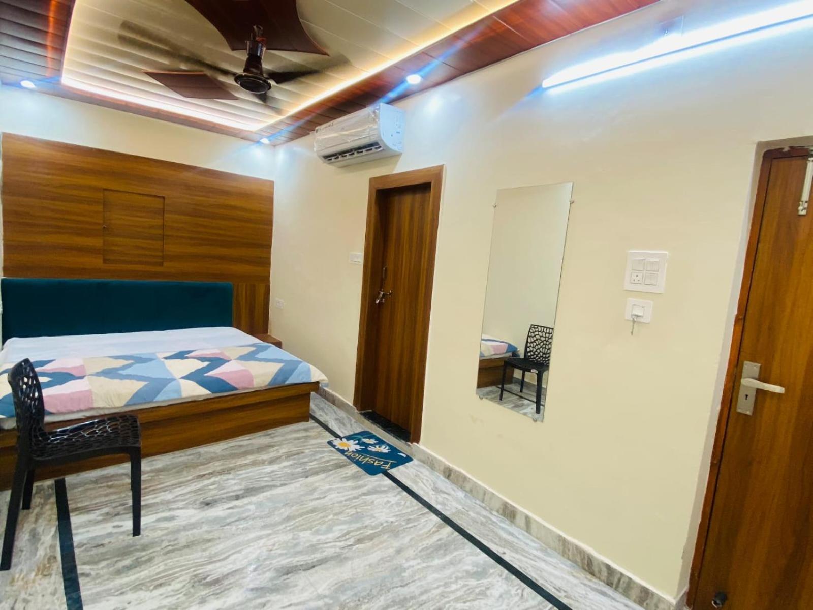 The Raman Palace- A Budget Hotel Mathura Exteriér fotografie